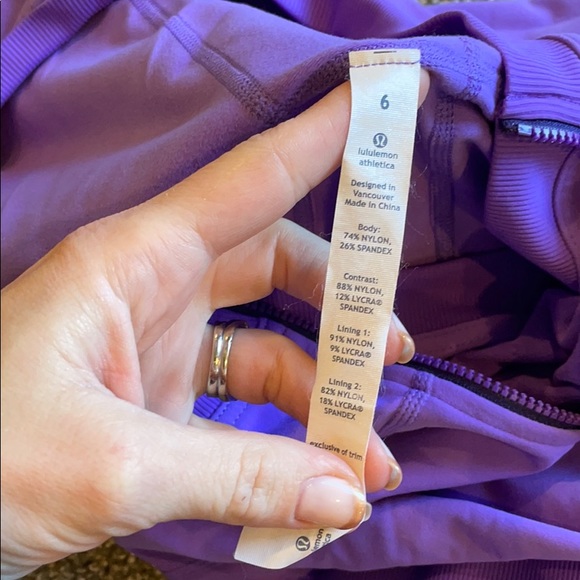 Special Edition Lululemon Scuba Hoodie 💟 - Picture 8 of 8